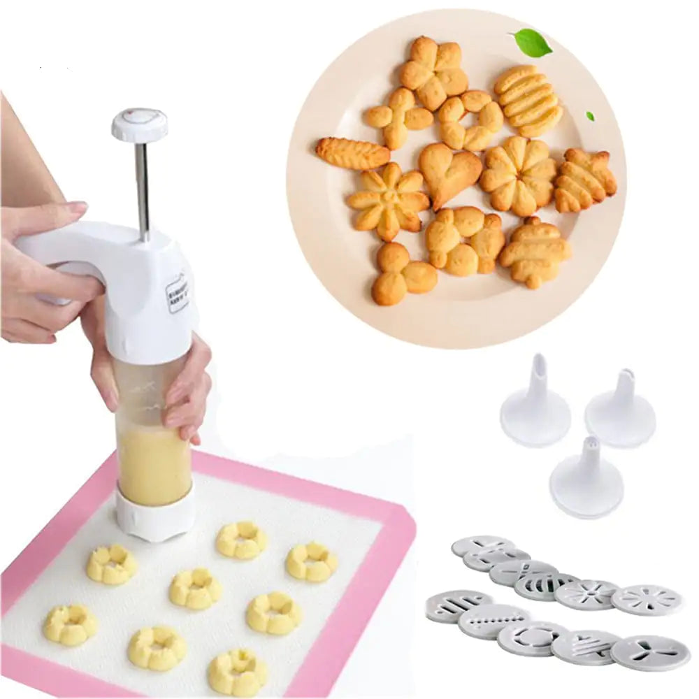 Cookie Mold and Decorating Gun with 12 Slices and 6 Cream Tips