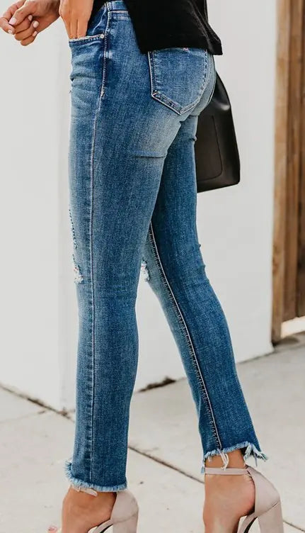 Ripped Skinny Jeans for Plus Size Women
