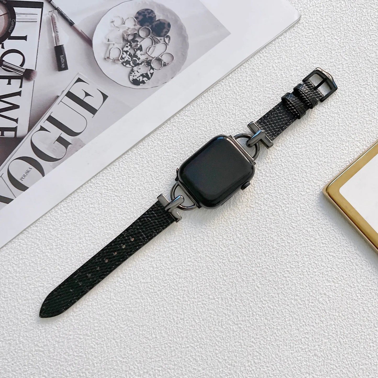 Personalized D-shaped Steel Leather Watch Strap