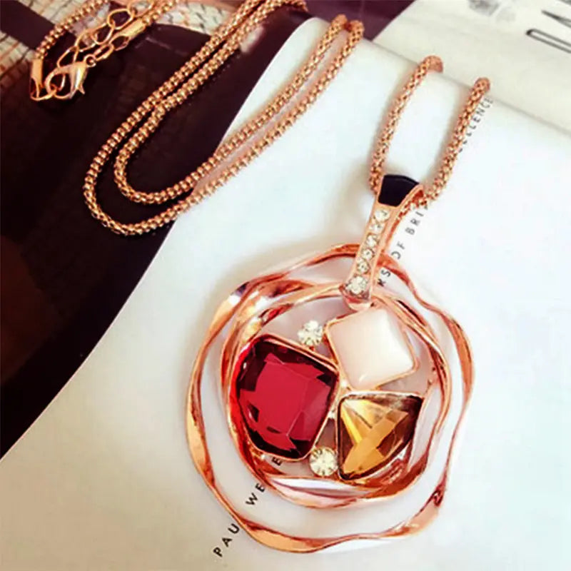 Layered Flower Crystal Necklace for Sweater Outfits