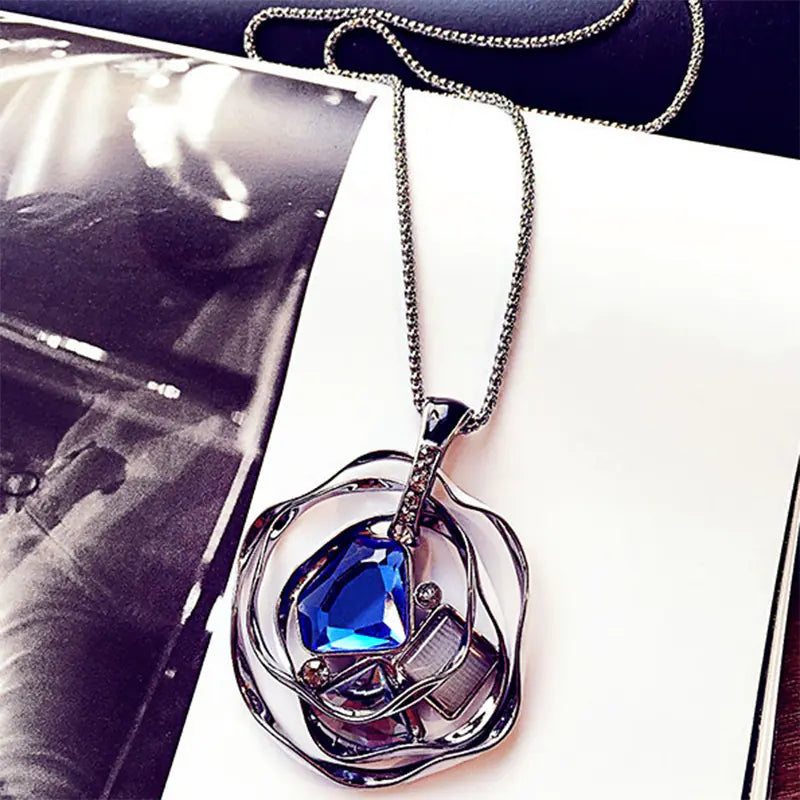 Layered Flower Crystal Necklace for Sweater Outfits